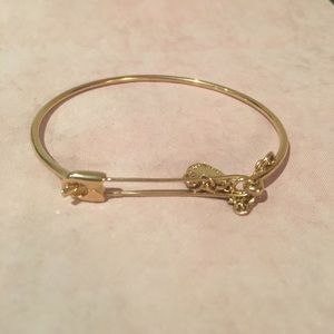 Marc by marc jacobs Saftey pin bangle