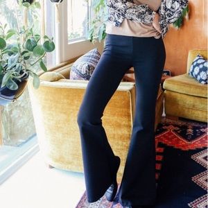 Novella Royal Black Janis Bells