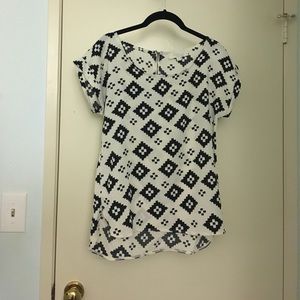 Black and white top