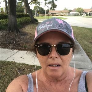 Meet your Posher, Tina