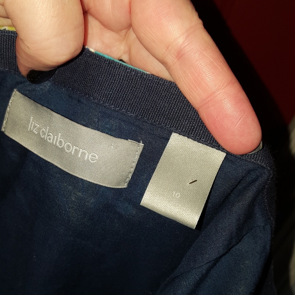 Skirt - Picture 3 of 3