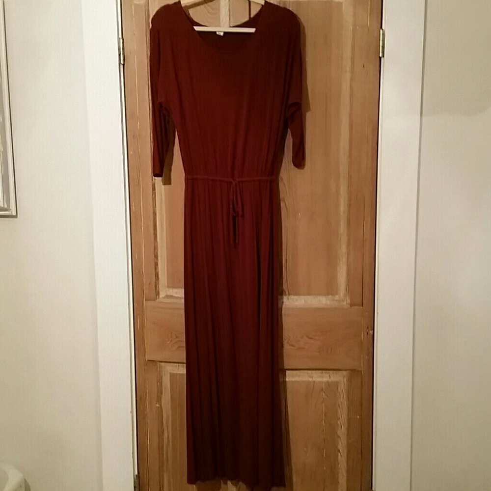 3/4 sleeve red maxi