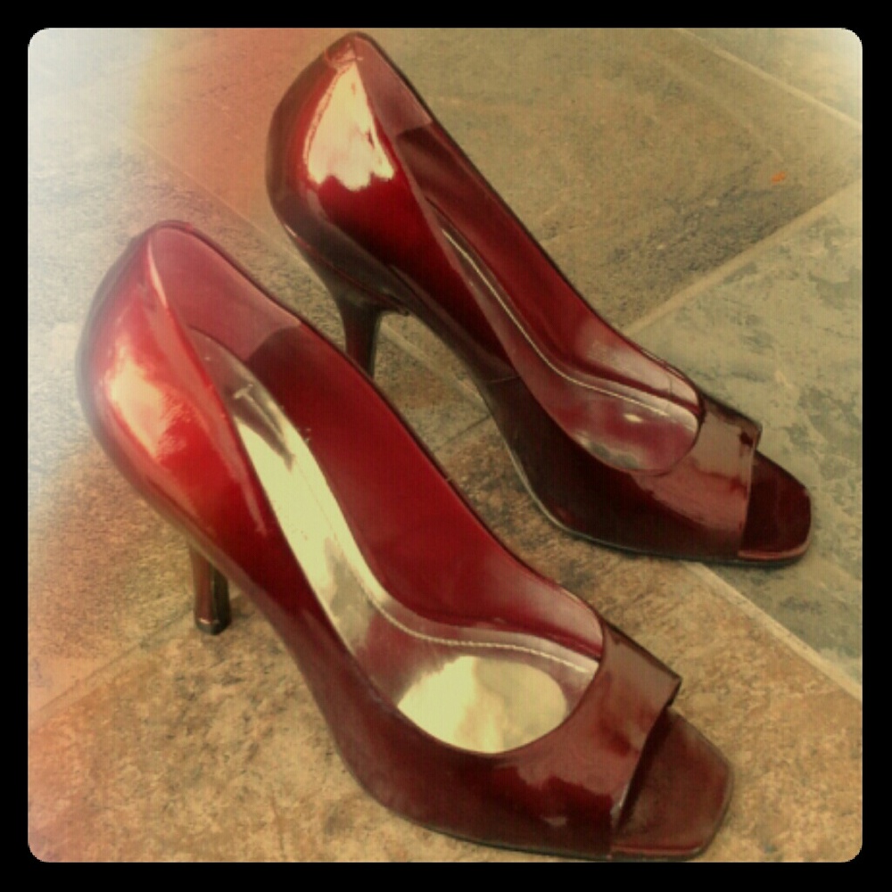 BCBGeneration Ruby Red Pumps Size 8 1/2