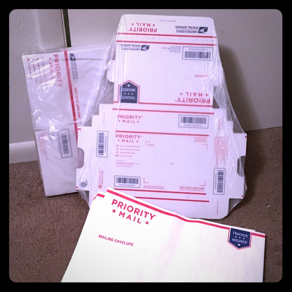 Same day shipping! Check out my closet