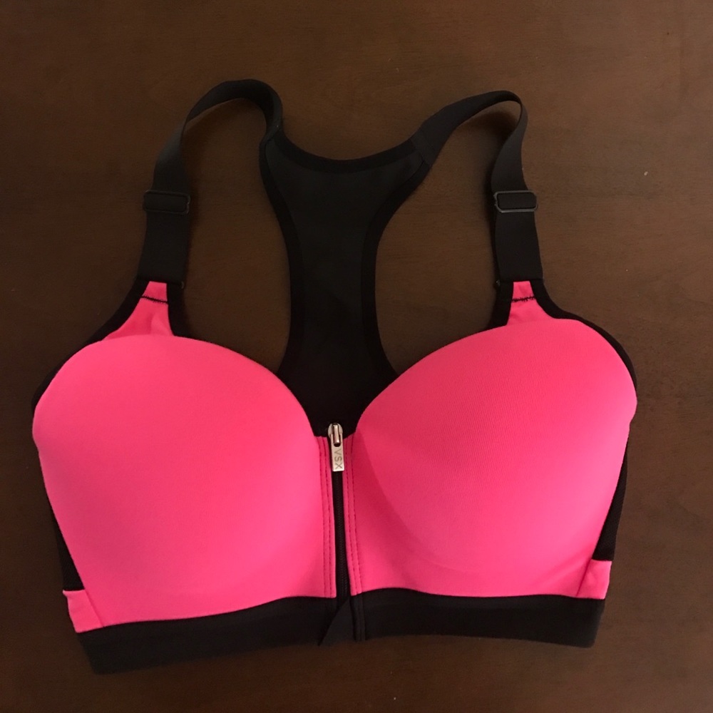 Victoria's Secret incredible sports bra