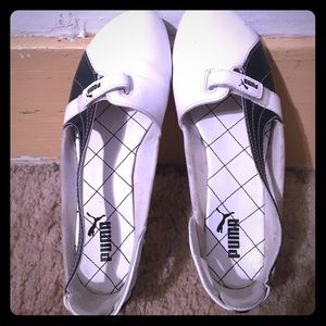 Preloved Puma slip ins.