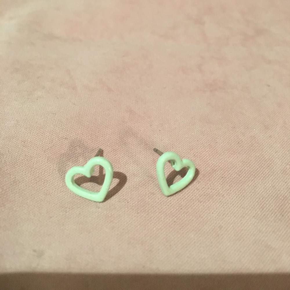 Marc by marc jacobs heart earrings