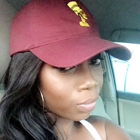 Meet your Posher, Jessica - Picture 1 of 1