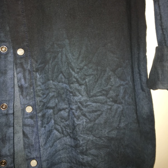 LF x Carmar Denim/Chambray Top 💙💙💙 - Picture 6 of 7