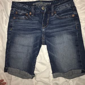 American eagle midi shorts!