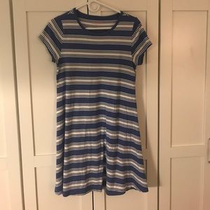 Vineyard vines tshirt dress - small