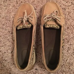 Lightly worn SIZE 10 Sperry's