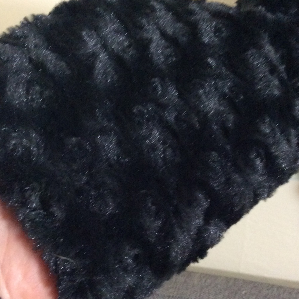 Pretty shrug, faux fur - Picture 5 of 6