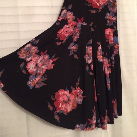 Asymmetrical black floral free people dress - Picture 5 of 8