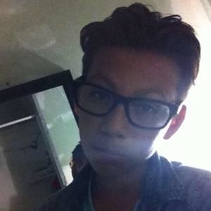 Meet your Posher, Jonathan