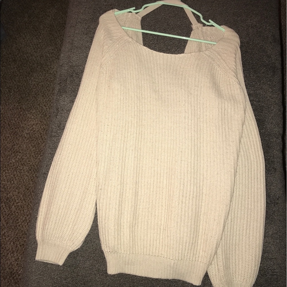 Long sleeve sweater with open back