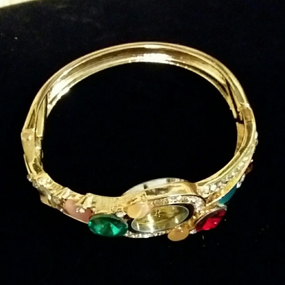 Rhinestone Bangle watch - Picture 4 of 5