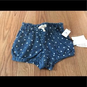 Blue chambray and white star bubble shorts NWT