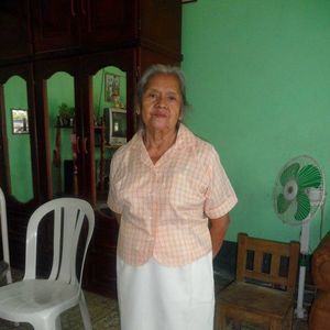 Meet your Posher, Magda iracema