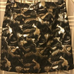 F21 black & gold skirt