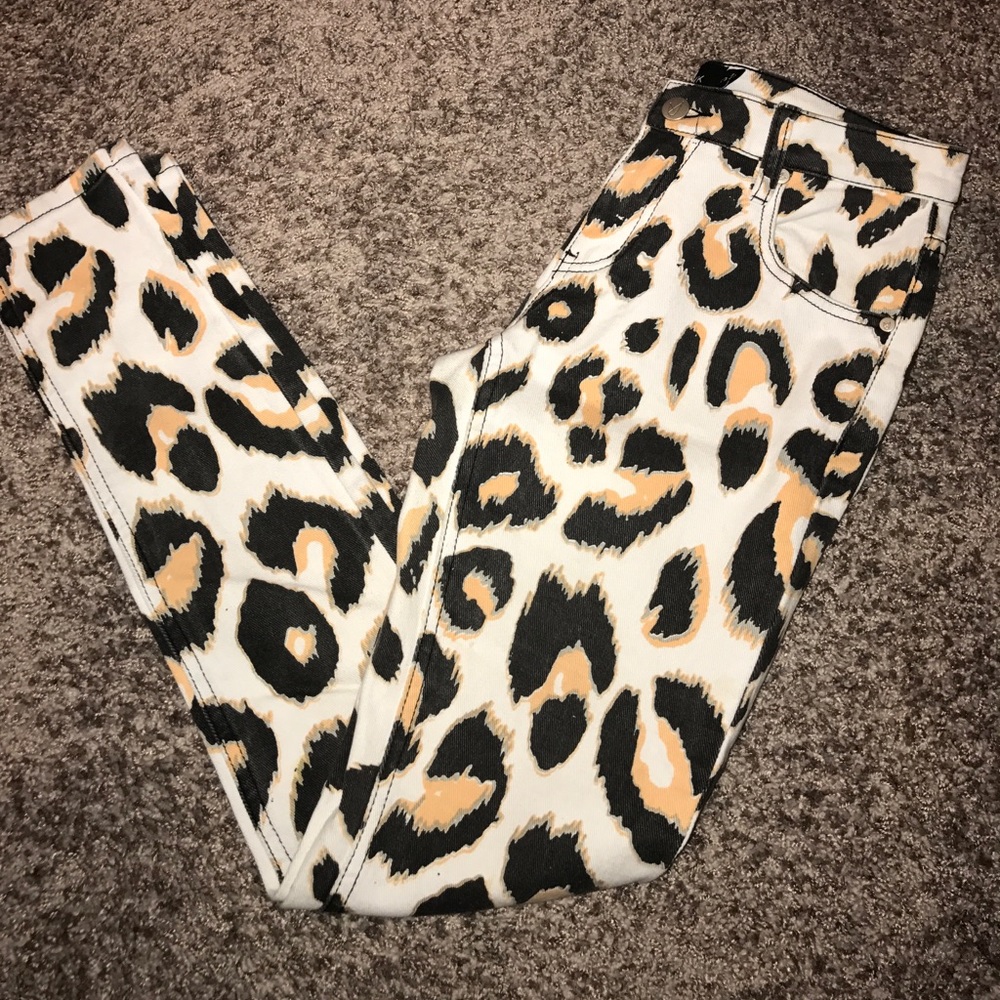 Mink pink leopard skinny jeans