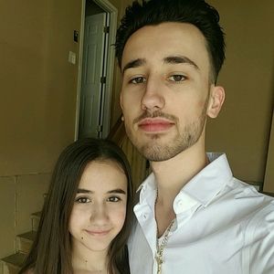 Meet your Posher, Frank