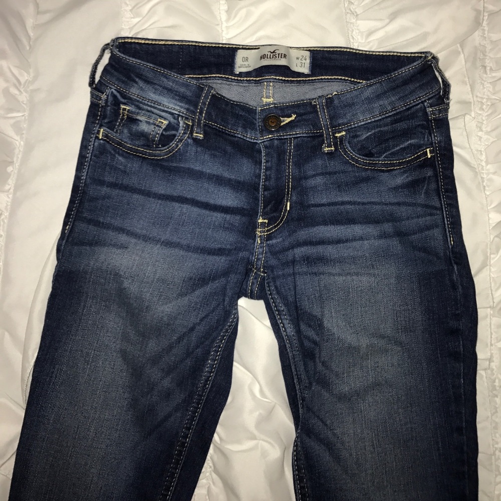 Hollister med/dark wash jeans!