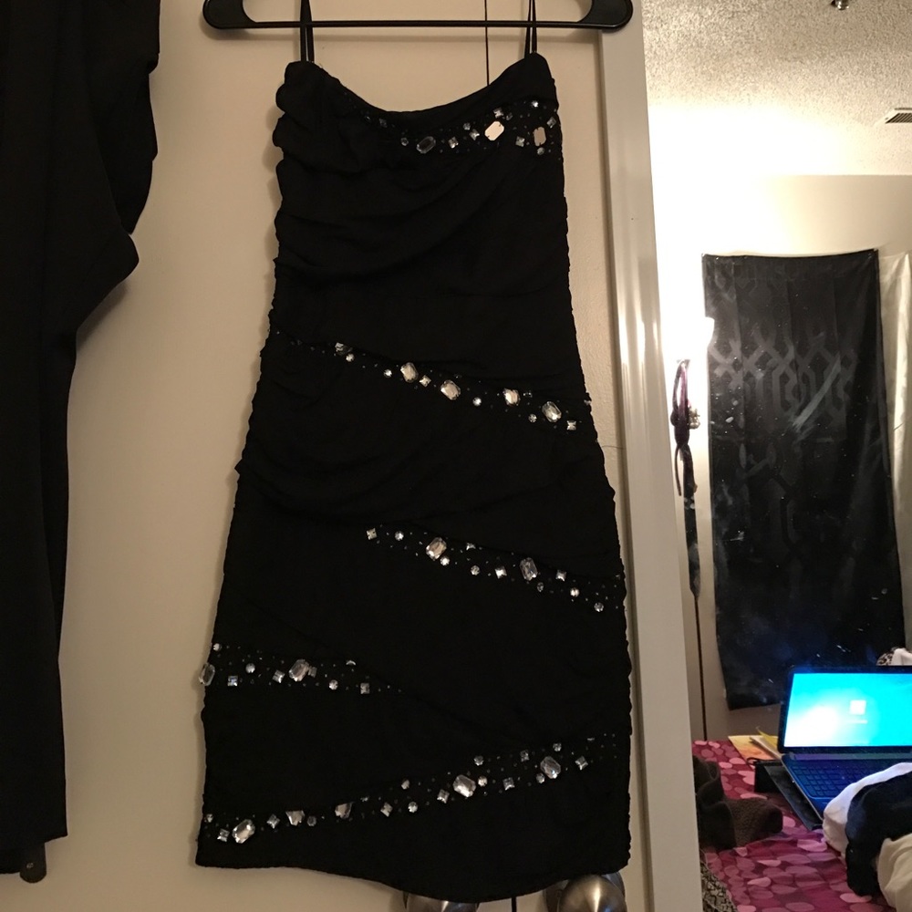 Quiz U.K. : Black dress