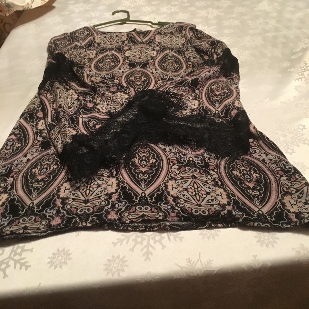 Pink black white dress