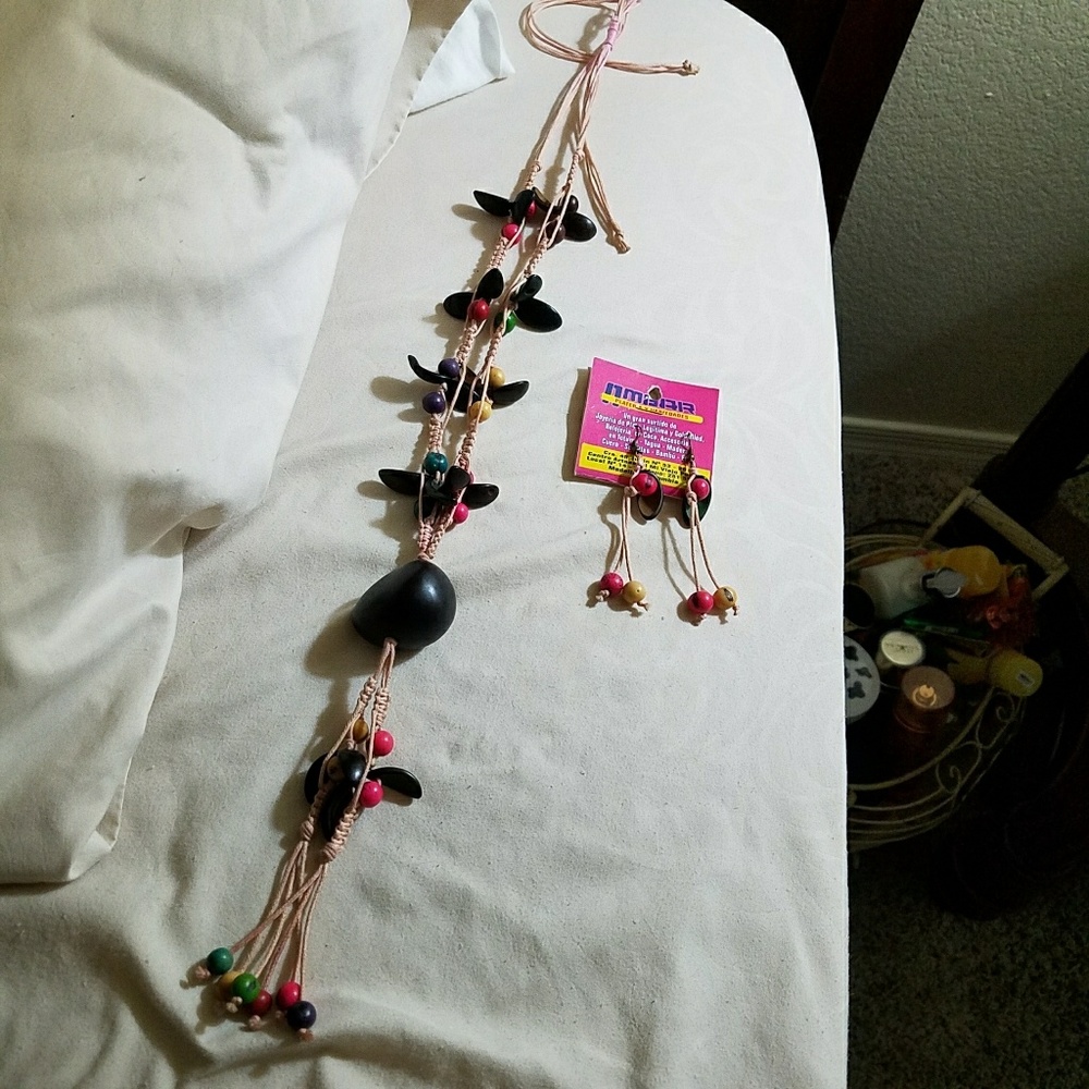 Beaded necklace and earrings set