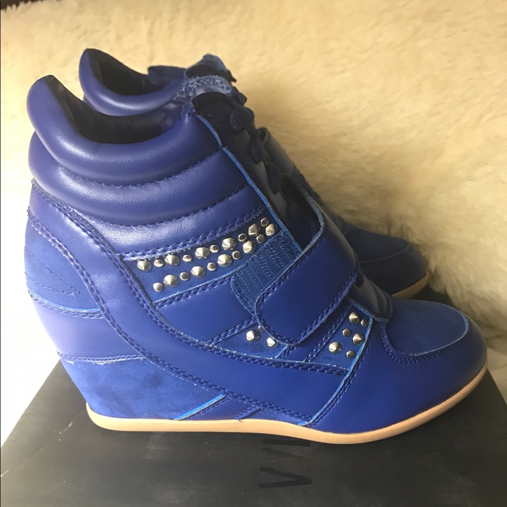 Cutie Pie Cobalt Blue Tennis Wedges 😍