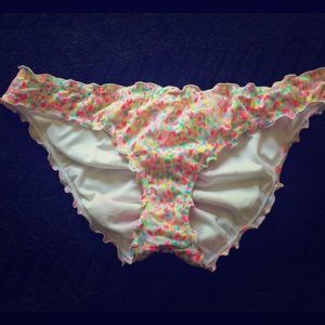 Victoria secret scrunch bikini bottoms..
