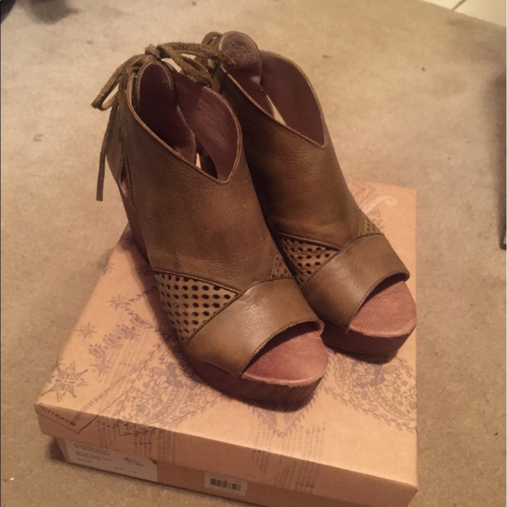 Free People Revolver Clog (Sandal)