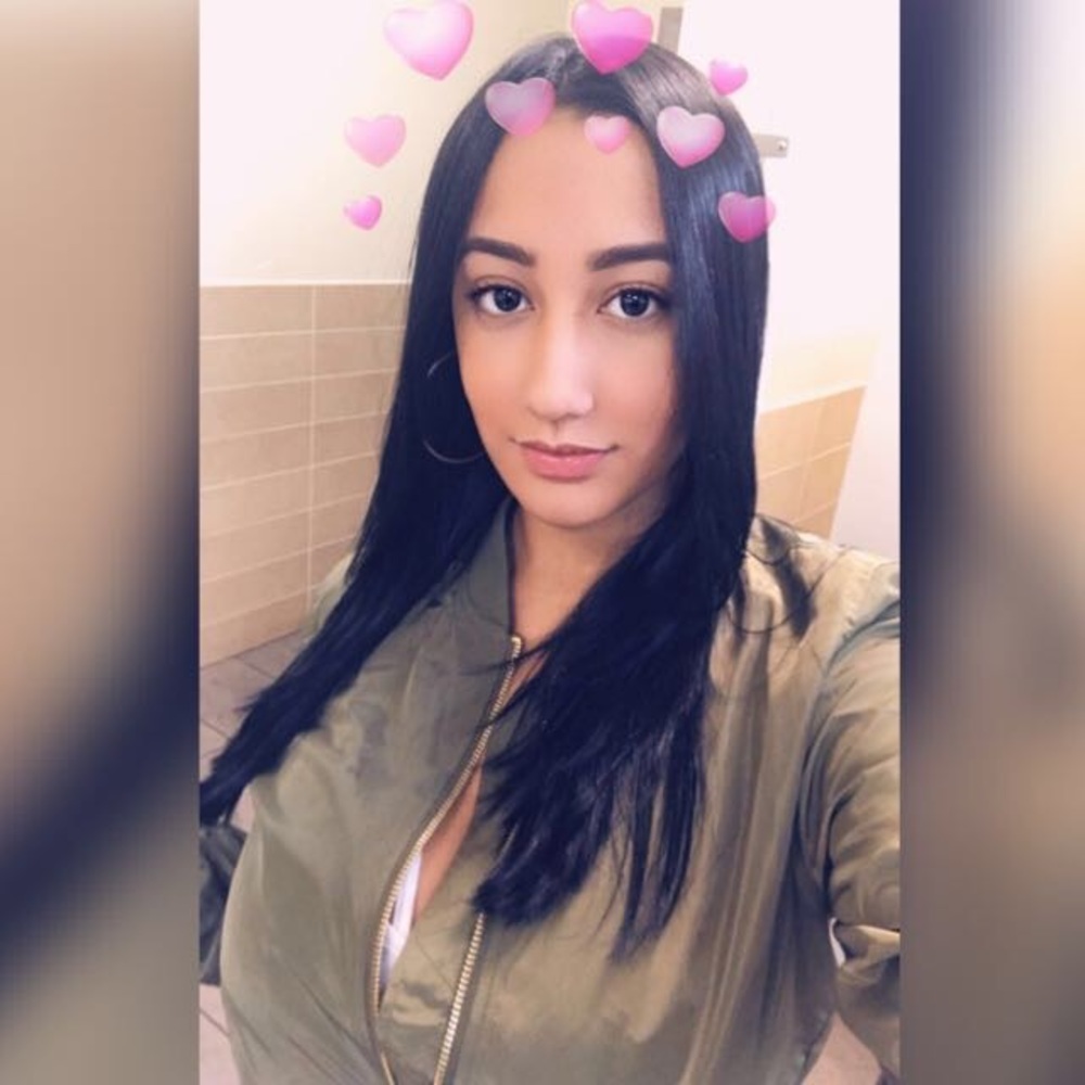 Meet your Posher, Jazmin
