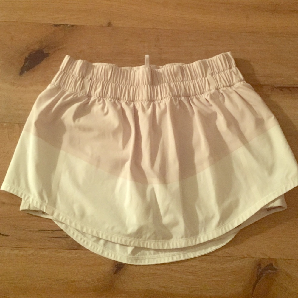 Lululemon size 8 running skirt