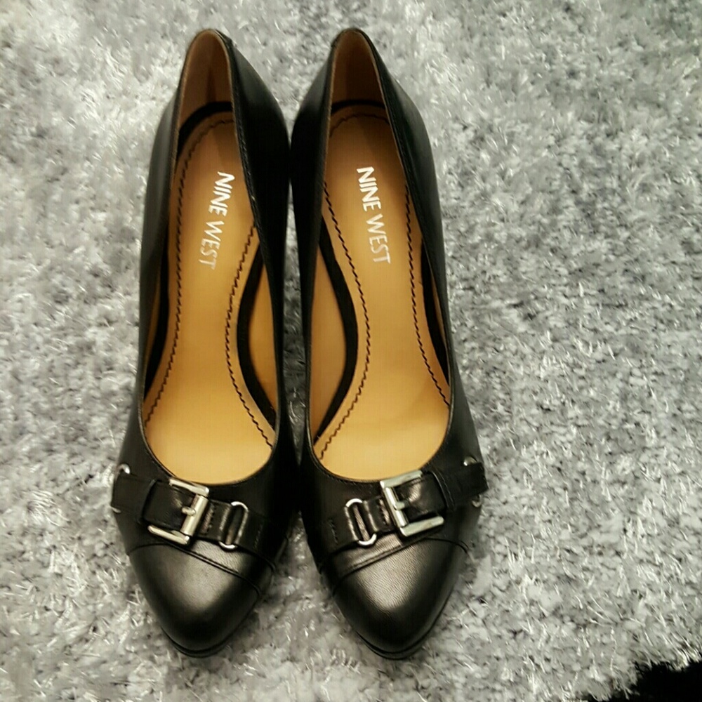 Nine West black leather heels