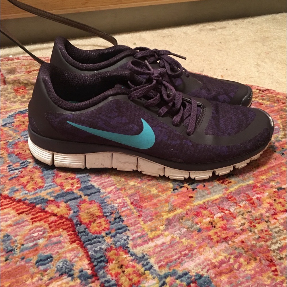 Nike free run shoe