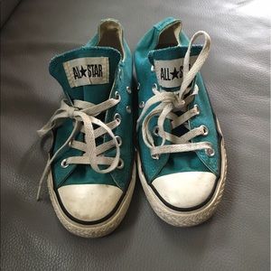 Turquoise low-top Converse used condition!