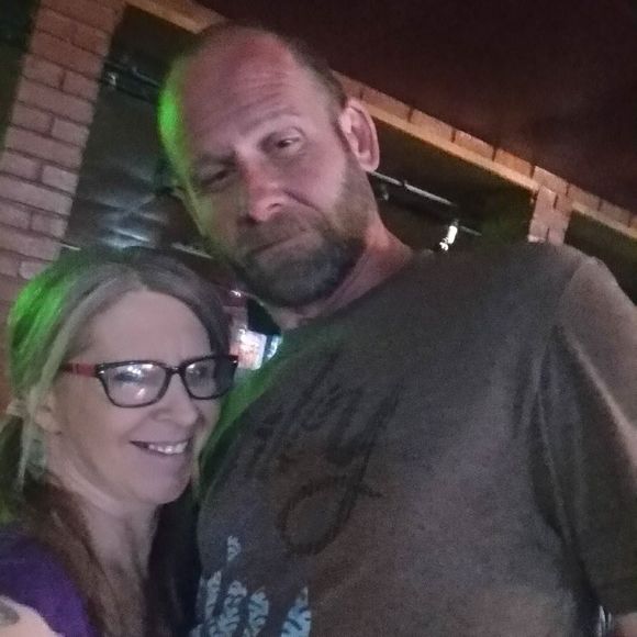 Meet your Posher, Lisa - Picture 1 of 1