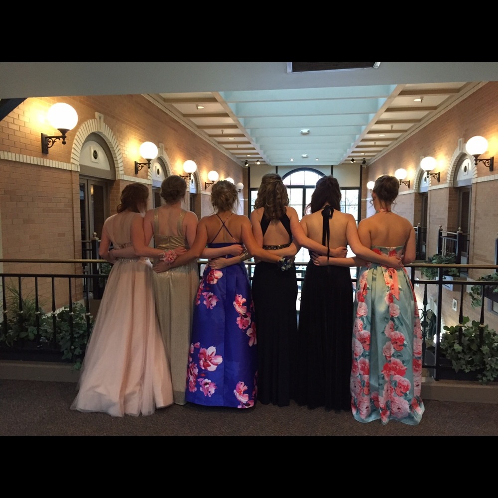 Meet your Posher, Emma