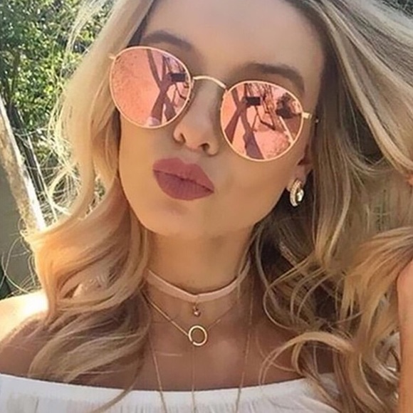 LAST ONE! Silver Round Aviator Sunglasses - Picture 2 of 3