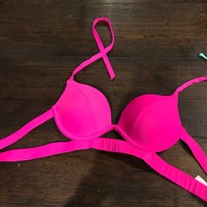 HOT PINK VS SWIM TOP!