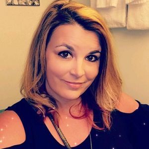 Meet your Posher, Shana