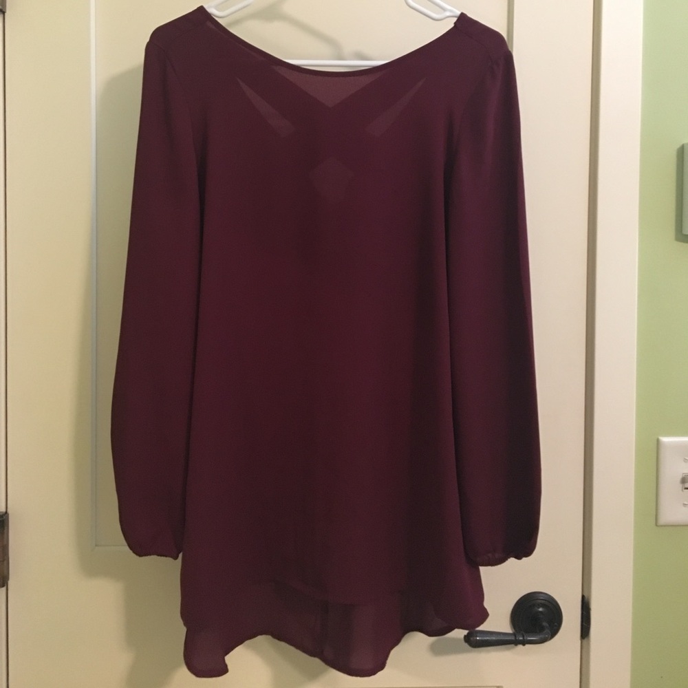 X-small burgundy crisscross back tunic
