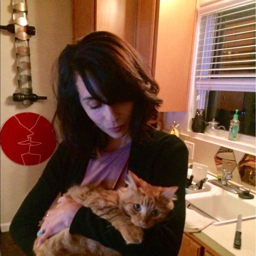 Meet your Posher, Casey