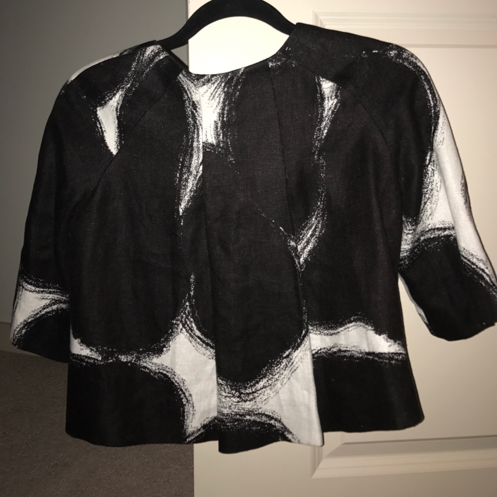 Linen blazer - Picture 2 of 4