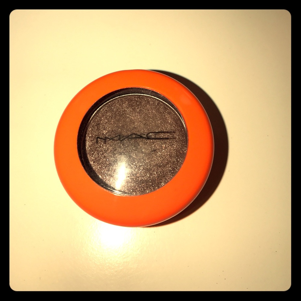 MAC Neo Sci-Fi "Magnetic Fields" Eyeshadow LE
