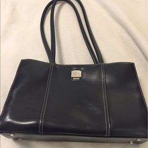 Liz Claiborne black shoulder bag