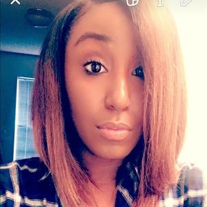 Meet your Posher, Justine