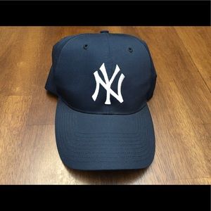Yankee SnapBack